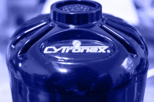 8. Range & charge level indication