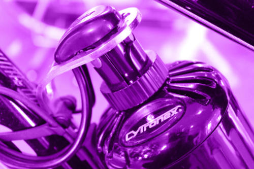 10. Stiff twist bottle cage connector