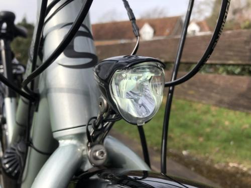 Cytronex 50LUX Busch and Muller Headlight is a compact bright light which runs directly off your Cytronex bottle. These will shine bright for one hour after assistance is depleted which is perfect in case you get caught out on a longer ride!
