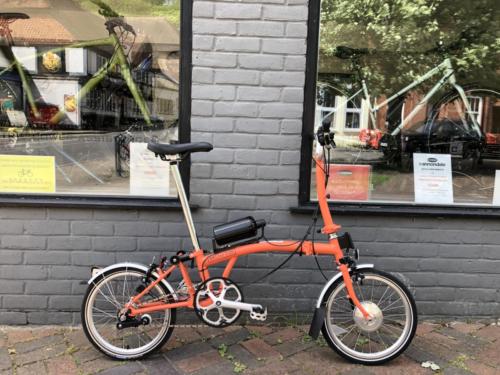 Brand new coral Brompton fitted with Cytronex!